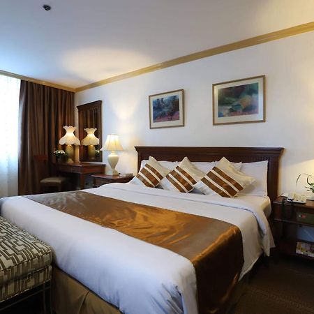 Tiara Oriental Hotel Makati City Extérieur photo